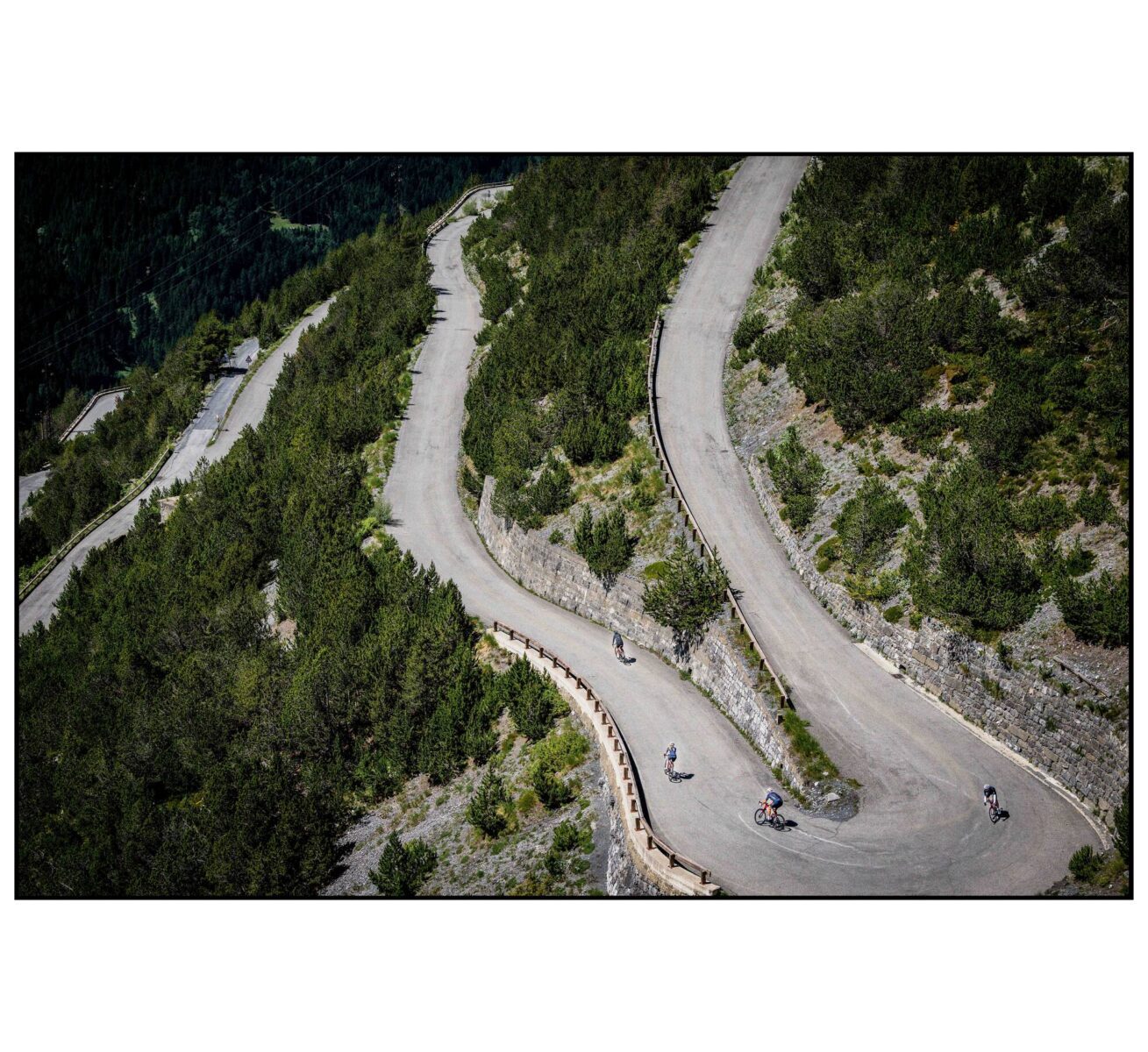 inGamba Descent with border_inGamba_07_2025