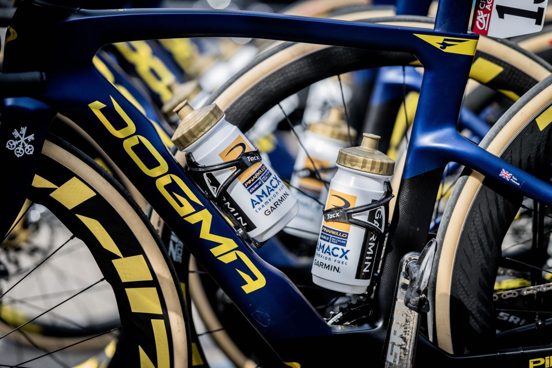 Strade Bianche_Pidcock bike16_inGamba Pinarello_03_2026_startt