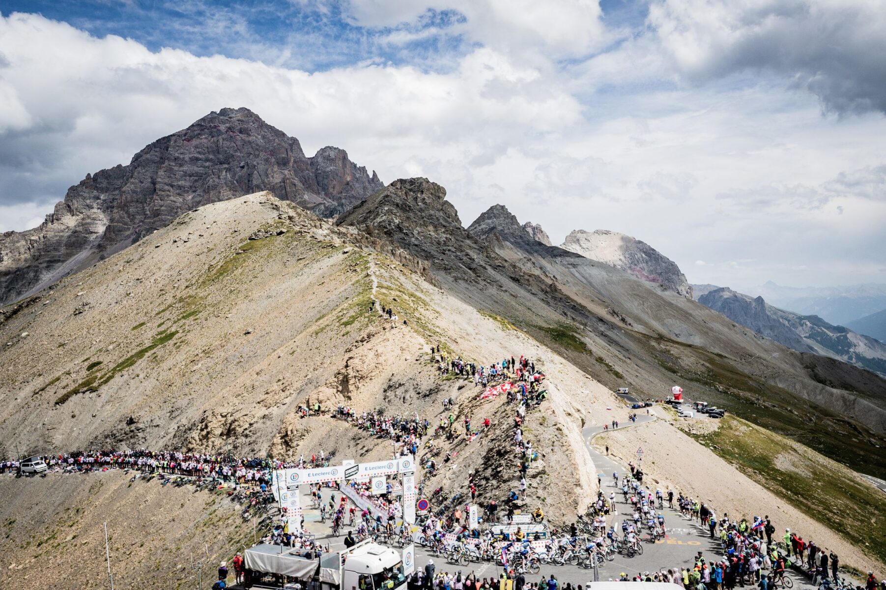 09stg20_grupetto_col_du_galibier_tdf2026